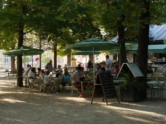 Luxembourg Gardens is one of the best places of tourism in Paris