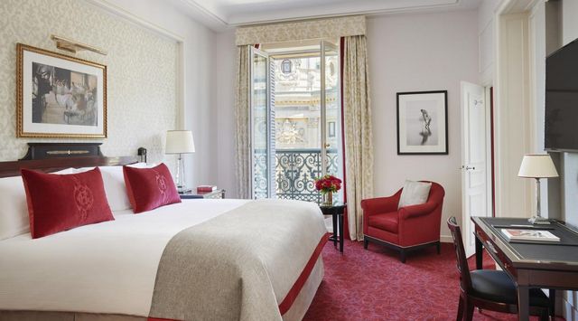 1581414169 395 Top 10 Paris Recommended Hotels 2020 - Top 10 Paris Recommended Hotels 2020