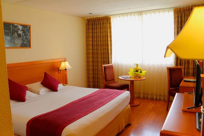 Stylish and clean rooms at cheap resorts in Sharjah