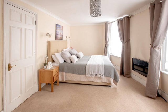 A good option in the London Mayfair Apartments list for rent offers family rooms and various facilities