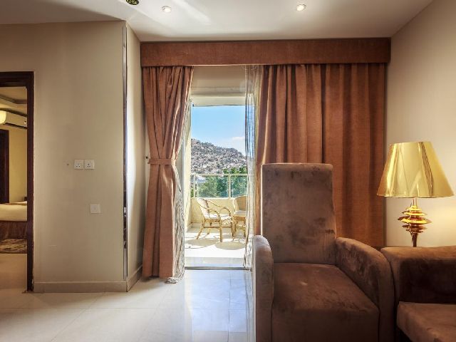 Room view in Al Muhaidib Apartments Al Hada