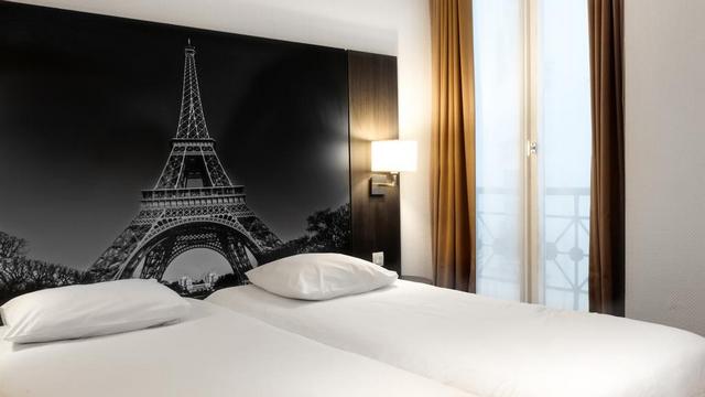 Victoria Paris Hotel is one of the best Paris hotels in the city center, located in a lively area