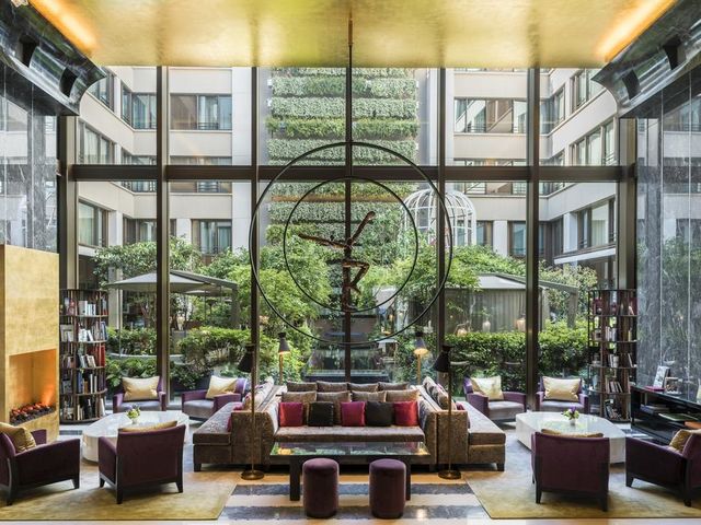 Mandarin Oriental Paris features spacious rooms and suites suitable for families