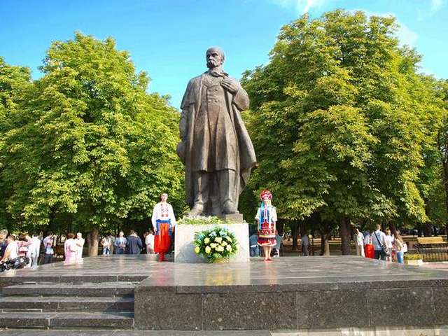 Shevchenko Odessa park