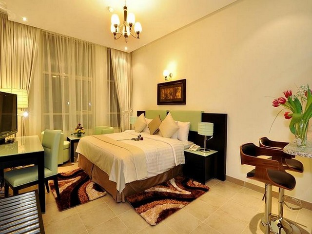 There are a lot of cheap hotel apartments in Al Barsha, Dubai
