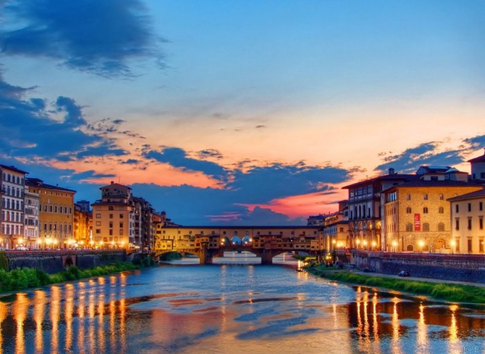 Florence is one of the most important and famous architectural and artistic centers represented by the Renaissance in Italy