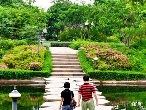 Tracks the 7 best activities at Queen Sirikit Botanical Garden in Chiang Mai, Thailand