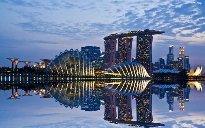 Singapore is one of the most popular tourist destinations in the Asian continent