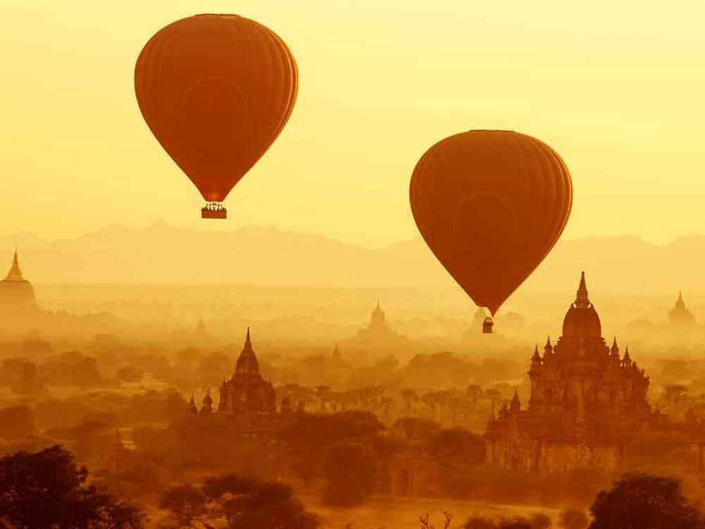 Bagan, Myanmar - Holiday Mai