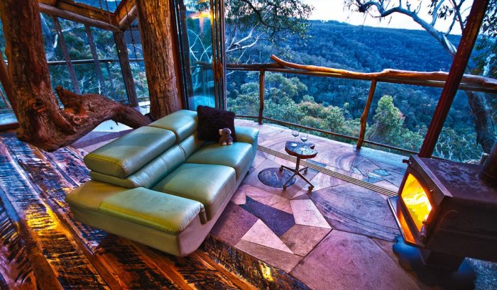The magic of staying in the heart of nature in blue mountains, Australia