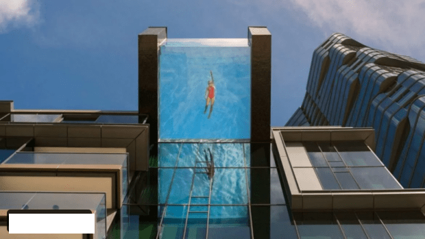 Do not miss the experience of swimming in a swimming - Do not miss the experience of swimming in a swimming pool suspended 80 feet in the air