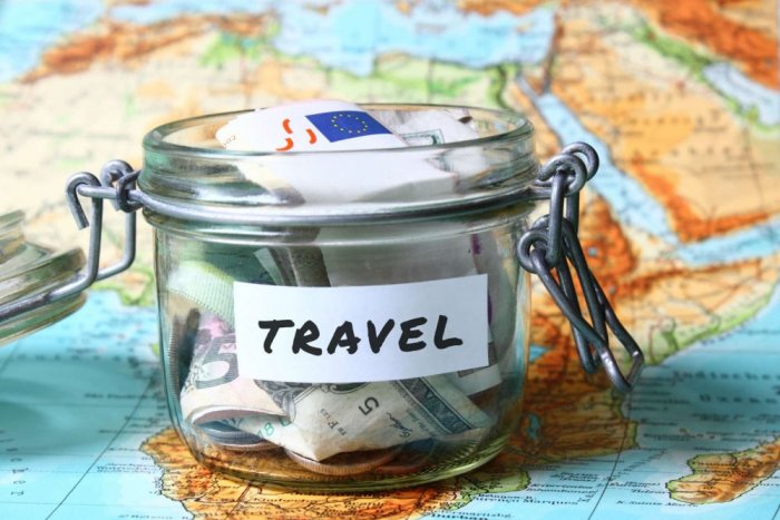 Money saving tips while traveling