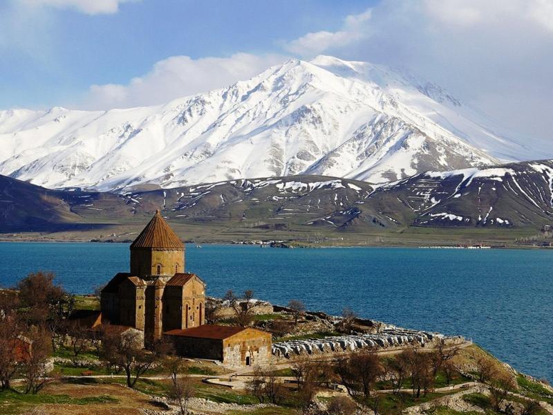 Enjoy the most beautiful scenery on the banks of the - Enjoy the most beautiful scenery on the banks of the Sevan Blue Armenia lake