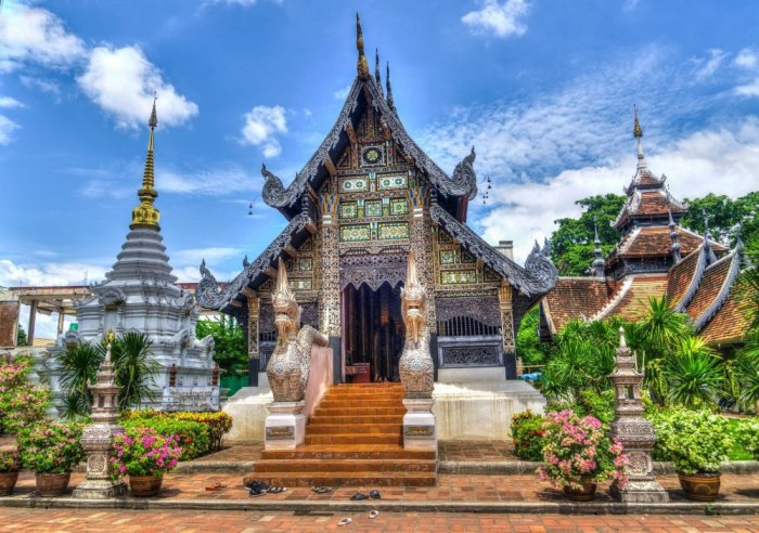Important advice before traveling to Thailand