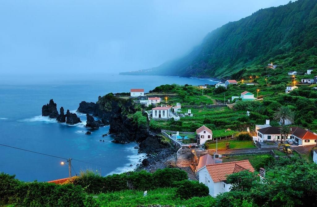 Portuguese Azores 394293 Arab travelers