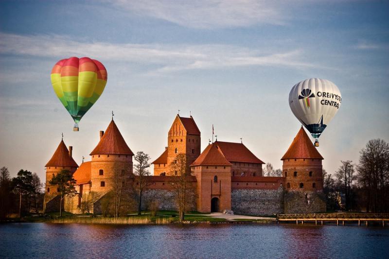 Lithuania and the pleasure of flying in parachute - "Lithuania" and the pleasure of flying in parachute