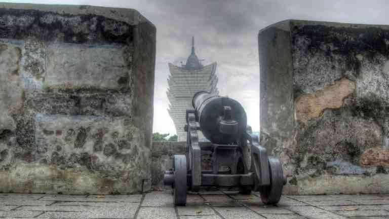 "Fortaleza do Monte" .. the most important tourist place in Macau ..