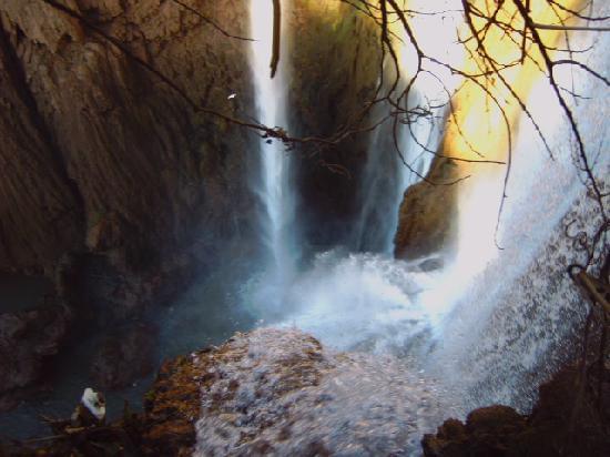 Ouzoud waterfall is a tourist destination that the tourist brother - Ouzoud waterfall is a tourist destination that the tourist brother cannot miss