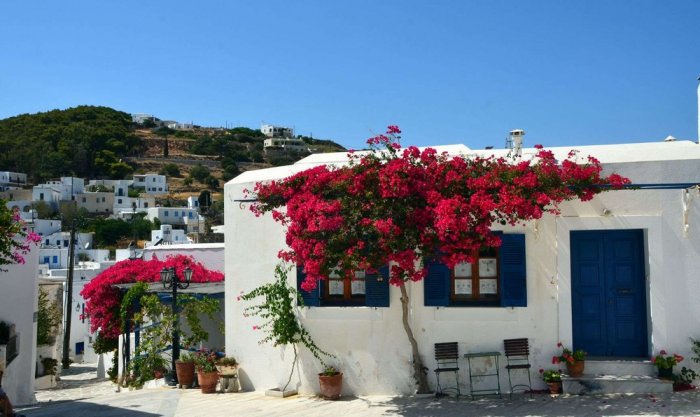 Lefkes is one of the most beautiful villages of Cyclades County