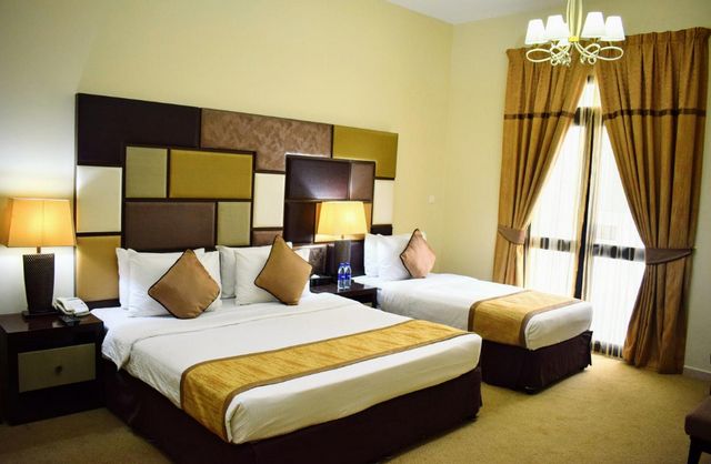 Alwaleed Palace Hotel Apartments Oud Metha includes tidy rooms