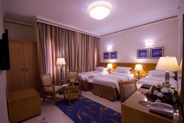 The rooms of Dar Al Eiman Grand Hotel Makkah include double, triple and quadruple rooms.