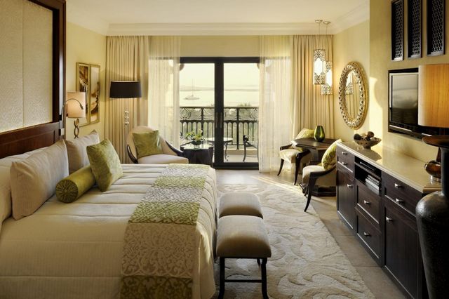 One & Only Royal Mirage Dubai Hotel offers a variety of rooms.