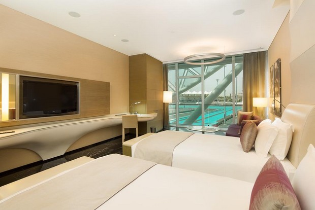 Report on Yas Viceroy Abu Dhabi Hotel - Report on Yas Viceroy Abu Dhabi Hotel