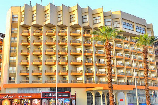 Arkan El Haram Hotel is one of the best hotels in Cairo