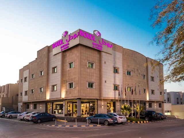 Boudl Al-Ward hotel is one of the best hotels in Riyadh