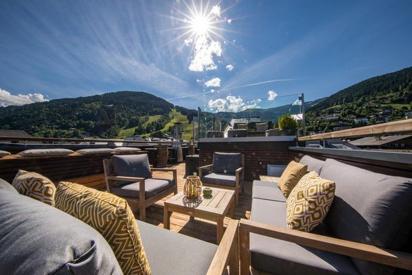 Report on the Hitzmann Hotel Zell am See - Report on the Hitzmann Hotel Zell am See