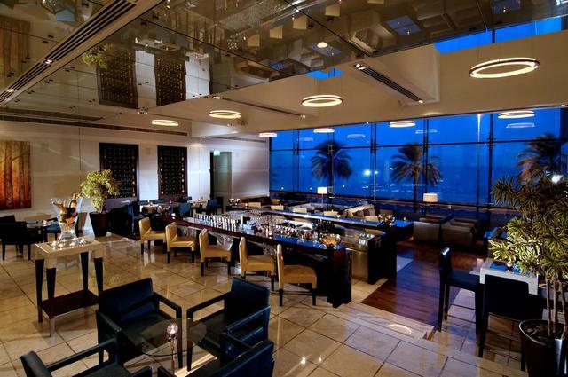 Hyatt Regency Dubai Corniche Hotel