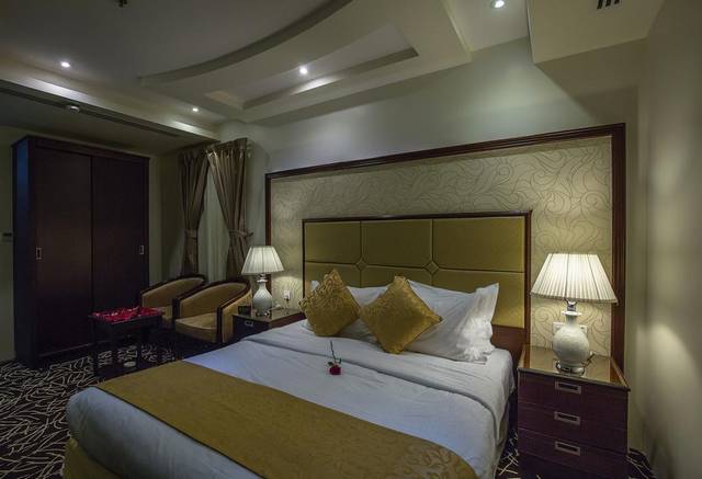 Rest Night Riyadh Al-Hamraa apartments are among the best options and best chain hotels 