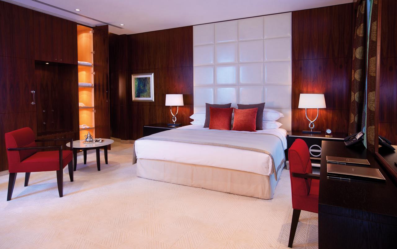 Shangri-La Hotel Dubai is one of the best hotels in Dubai