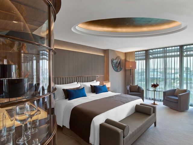 Report on the St. Regis Istanbul - Report on the St. Regis Istanbul