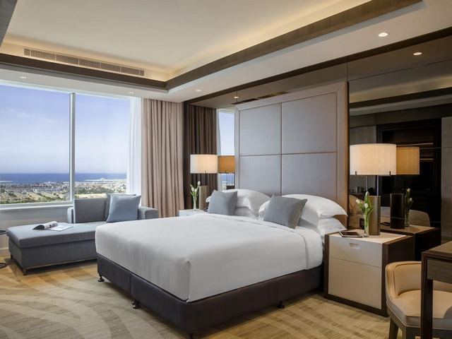 Dubai Rotana Towers Hotel