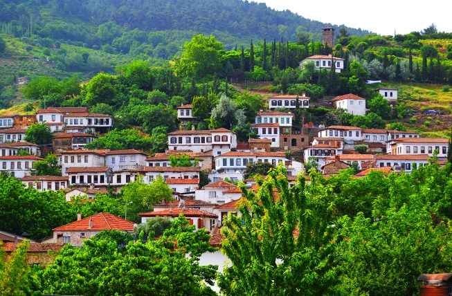 Sheringa Village .. The magic of Turkish nature ... ensures - Sheringa Village .. The magic of Turkish nature ... ensures you spend the most beautiful trip at the lowest cost