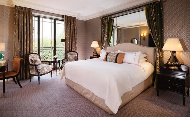 We will answer most important inquiries regarding accommodation, the best London hotels