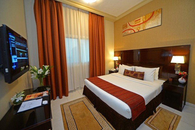 Al Qusais Hotels enjoy their wonderful services, which attract many tourists
