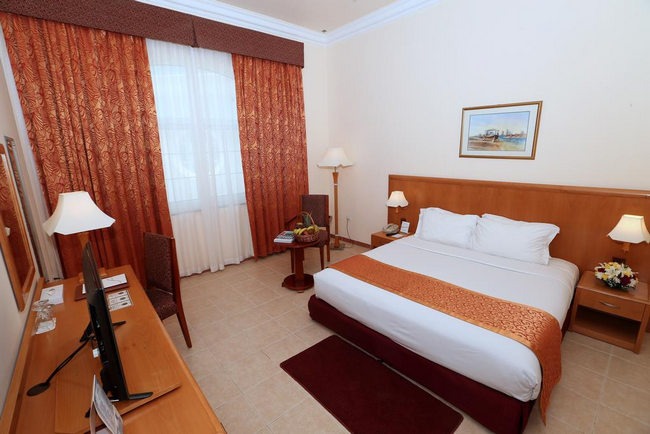 Cheap resorts in Sharjah with spacious and elegant rooms