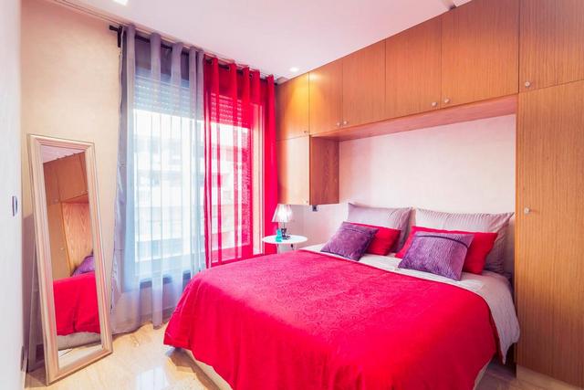 Mogador is one of the best apartments in Casablanca, characterized by bright colors and elegant furniture.