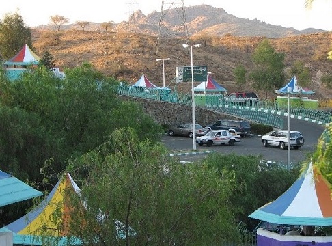 The gates of Al-Hadban Park in Taif