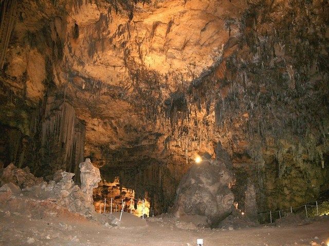 The 6 best activities in the Bani Aad Cave in - The 6 best activities in the Bani Aad Cave in Tlemcen, Algeria