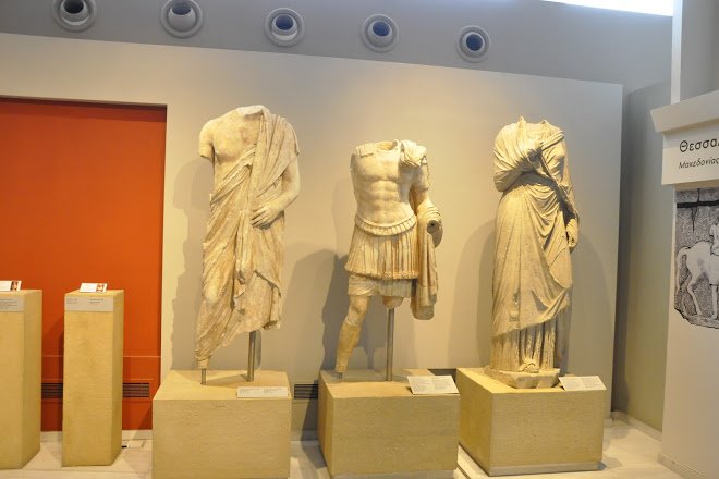 Go on an exploration tour of the Archeological Museum of Thessaloniki