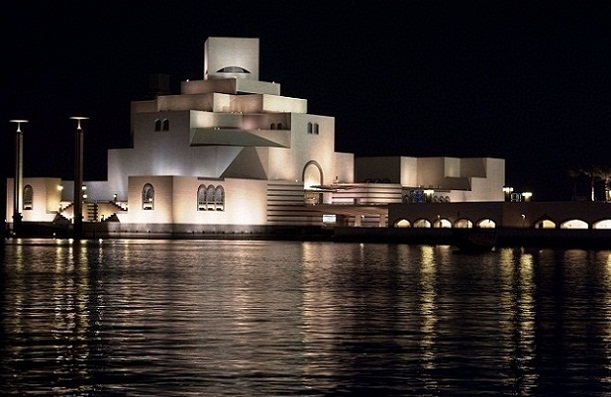 Night scene of the Museum of Islamic Art in Doha