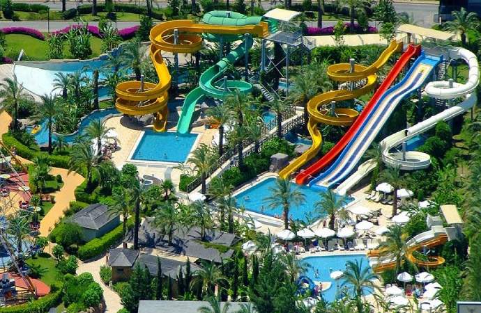 Aqua Land The water city is one of the most beautiful entertainment places in Antalya