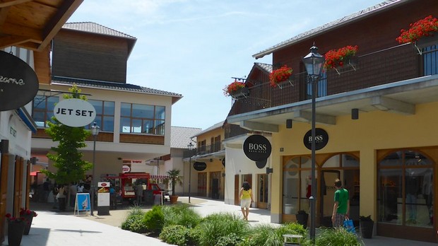 The best 3 activities in the outlet Zurich switzerland - The best 3 activities in the outlet Zurich, switzerland
