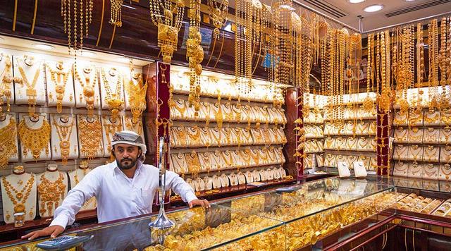 The best 4 activities in Ajman gold market - The best 4 activities in Ajman gold market