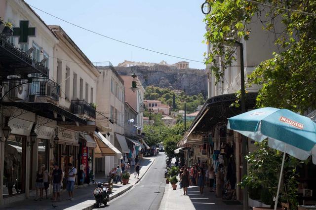 The Plaka area of ​​Athens is one of the most famous tourist places in Athens Greece