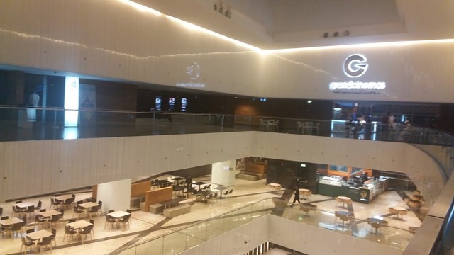     Al-Hamra Mall Kuwait