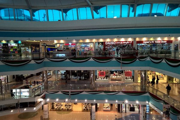 Al Mushrif Mall is one of the finest markets in Abu Dhabi 